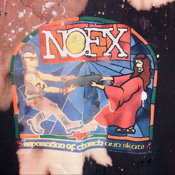 Early 2000’s vintage NOFX ‘Separation Of Church And Skate’ distressed tee. - Picture 2 of 5